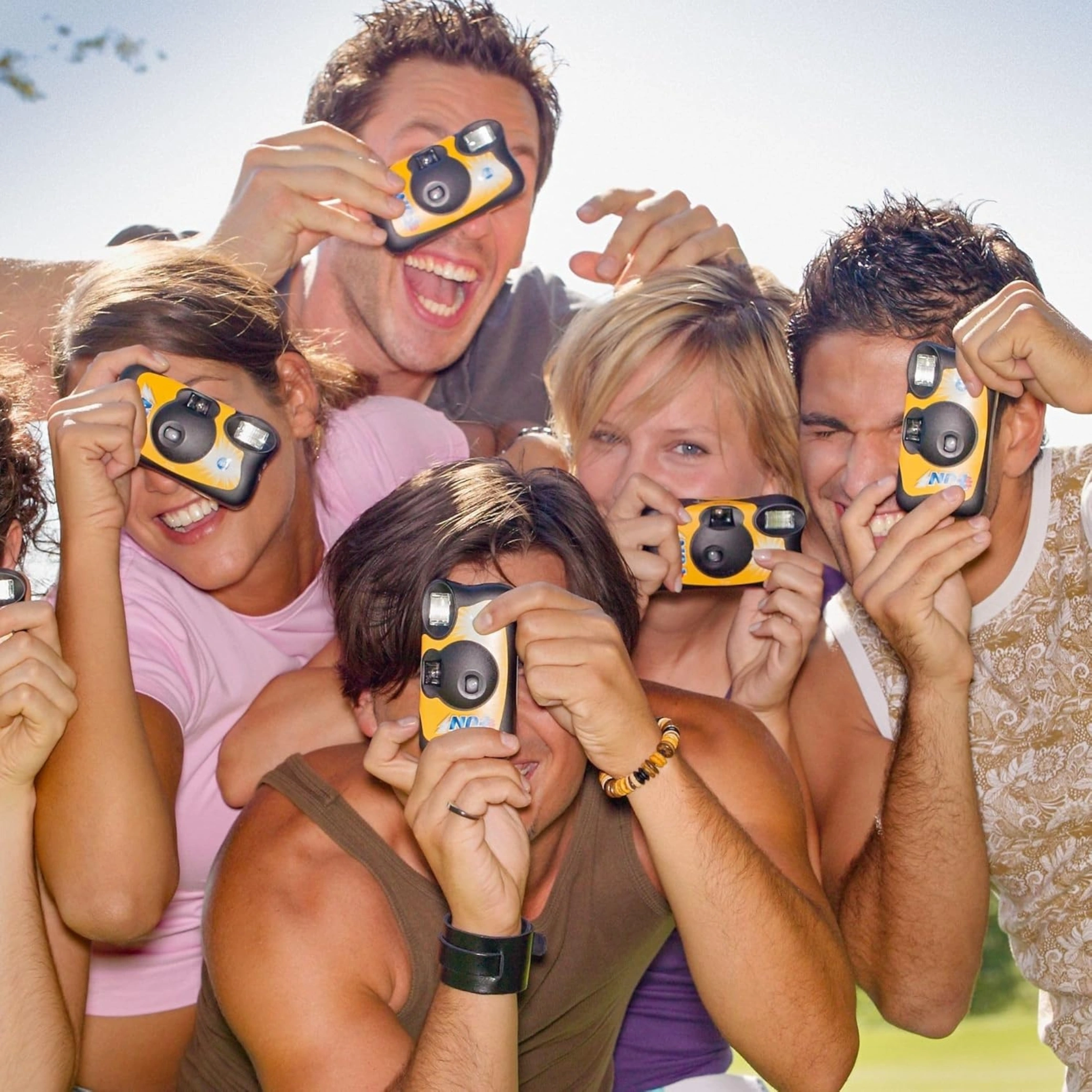 Disposable cameras pack for party favors and events